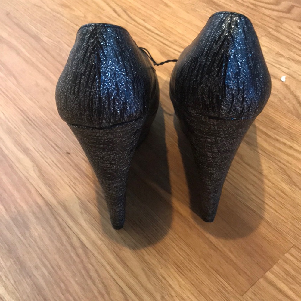 Steve Madden Heels Size 8 NWOT - Picture 3 of 4